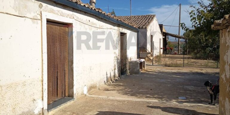 20251104170403-998291-15