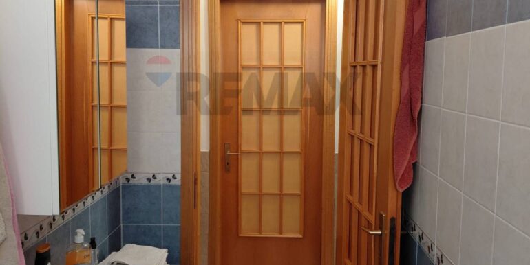 20251104181657-998539-8