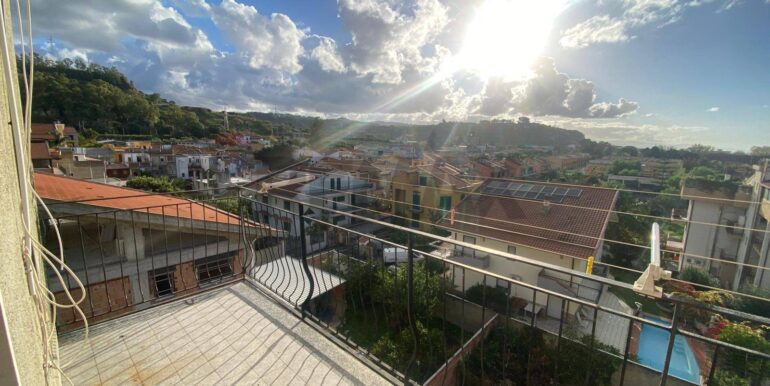 20251104194059-995495-4