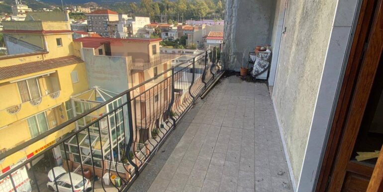 20251104194123-995495-14