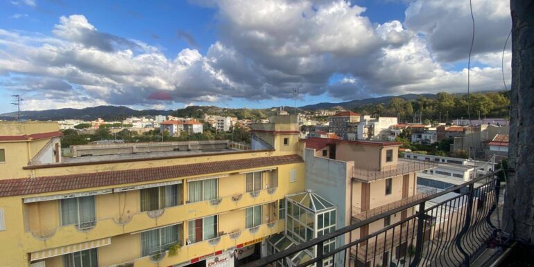 20251104194135-995495-19