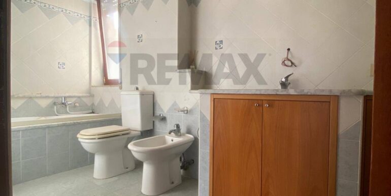 20251104194137-995495-20