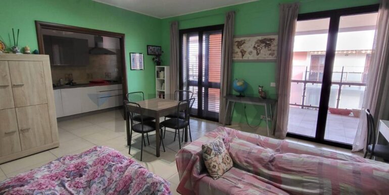 20251104224329-998809-11