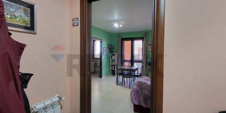 20251104224331-998809-12