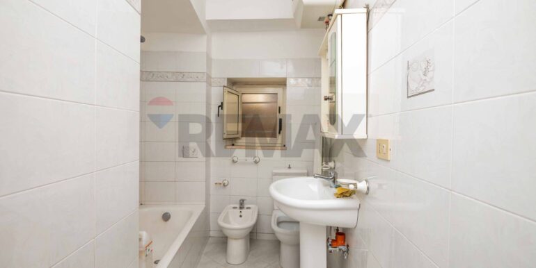 20251105103634-992565-12