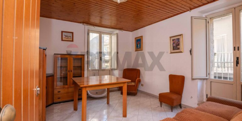 20251105103655-992565-19