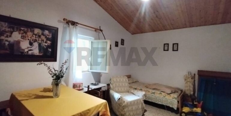 20251105114716-998881-12