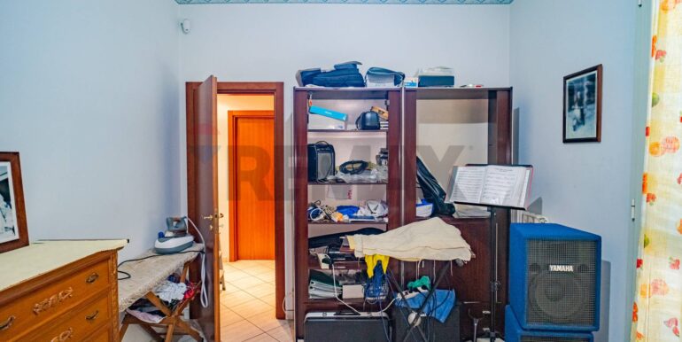 20251105174524-999039-25