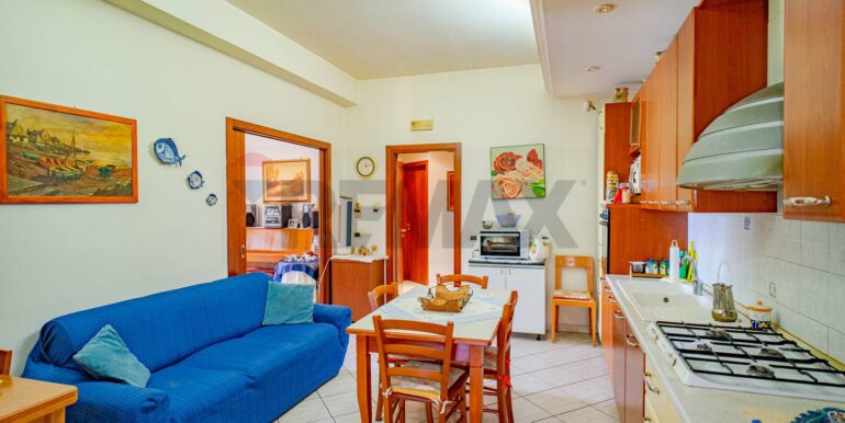 20251105174525-999039-31