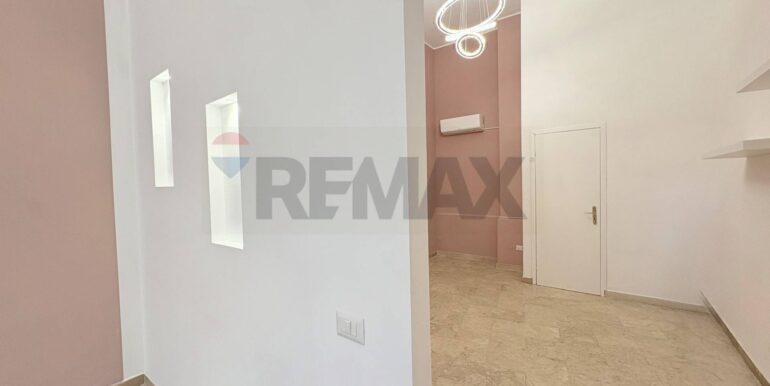 20251105180517-999086-25