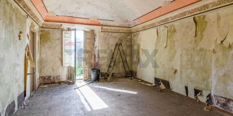 20251105183306-999103-17