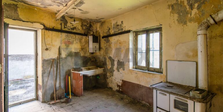 20251105183345-999103-28