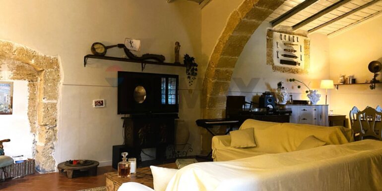 20251105190221-999117-17