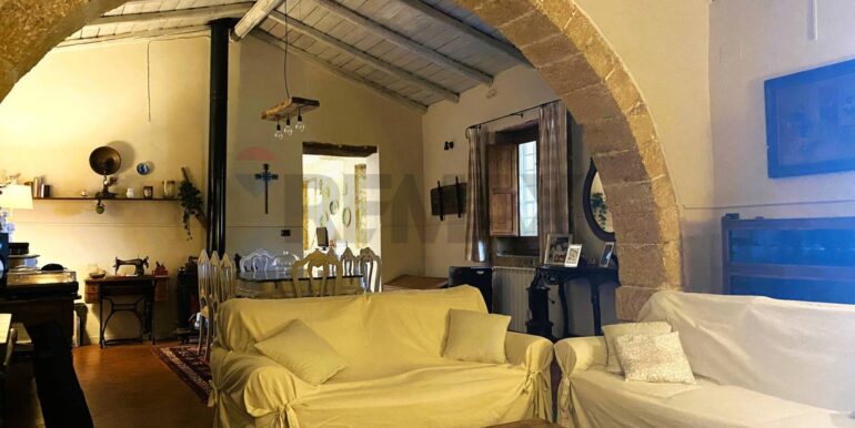 20251105190221-999117-18