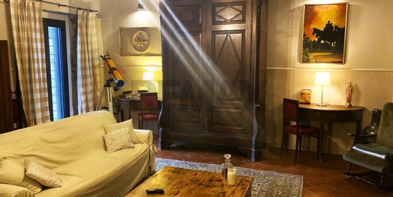 20251105190221-999117-19