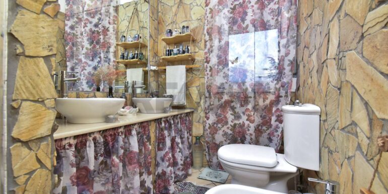 20251105191430-999115-15