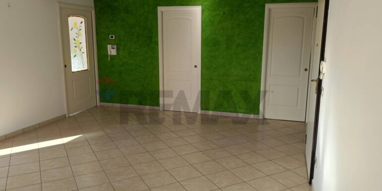 20251106182742-999245-3