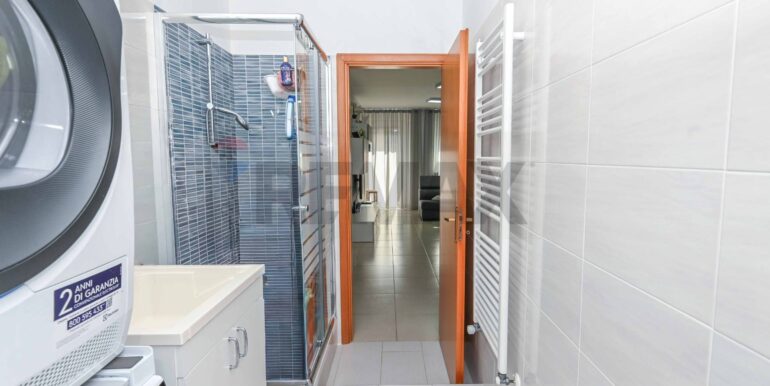 20251106192227-994544-6