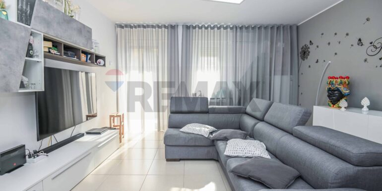 20251106192231-994544-7