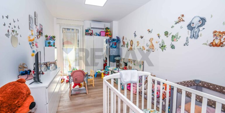 20251106192304-994544-15