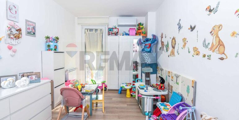 20251106192312-994544-17