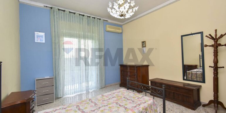 20251107114259-999347-13