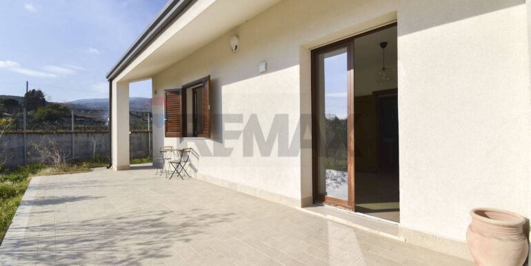 20251107172620-999476-2