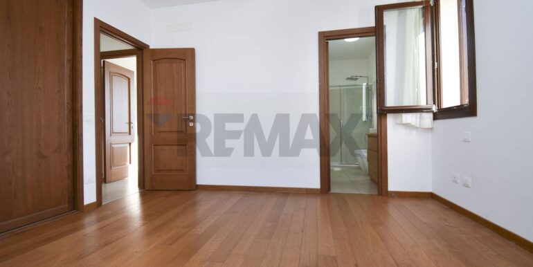 20251107172621-999476-16