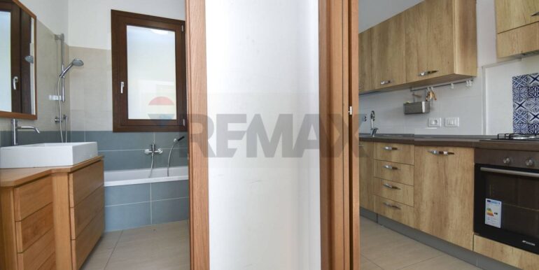 20251107172621-999476-7