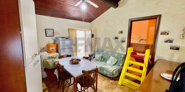 20251107183340-999494-2