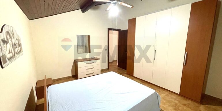 20251107183409-999494-10