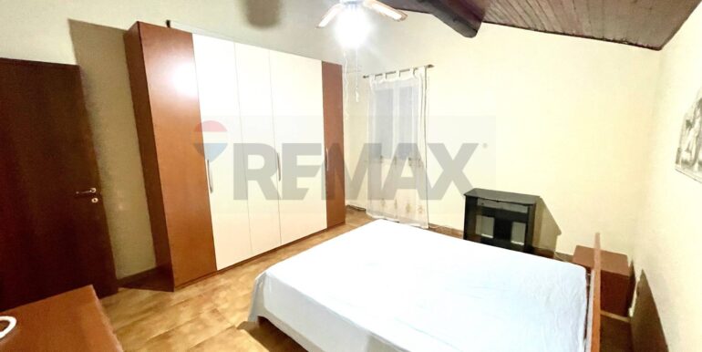 20251107183414-999494-11