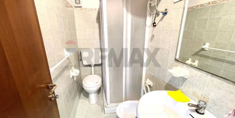 20251107184500-999494-13