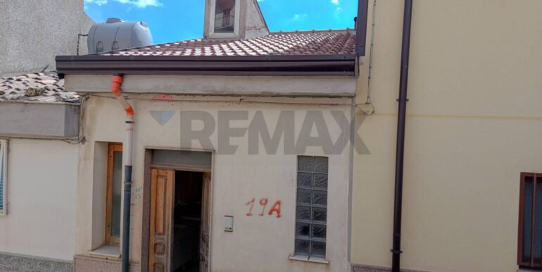 20251107184827-999384-12