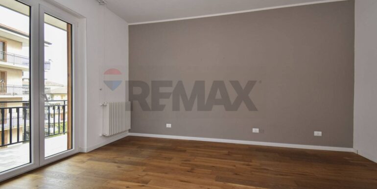 20251107191852-999485-15