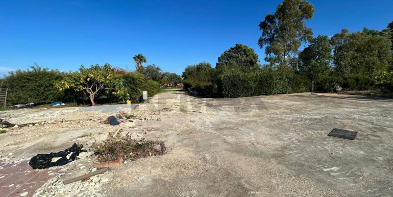 20251107194623-999330-7