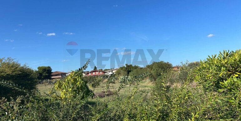 20251107194649-999330-16