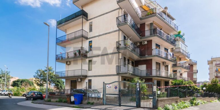 2025110783910-958774-4