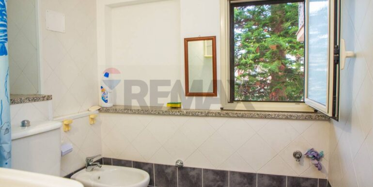 20251108121922-994693-7