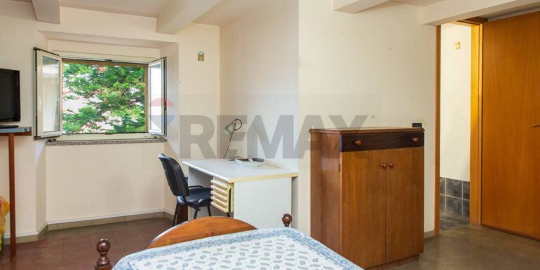 20251108121930-994693-10