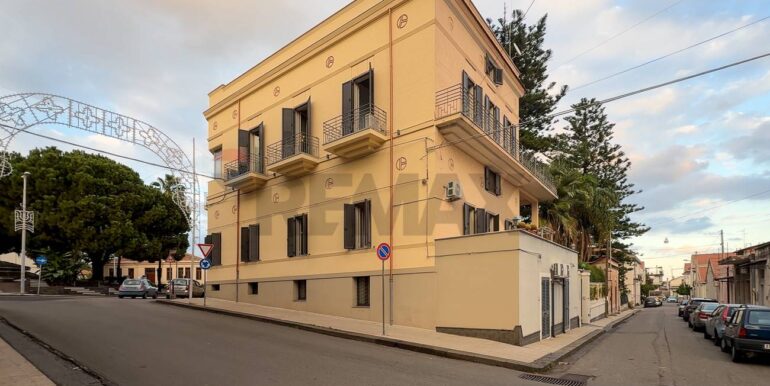 20251108121938-994693-13