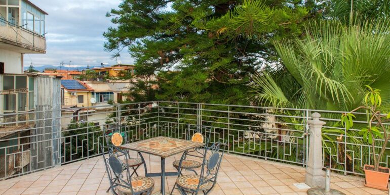 20251108122256-994693-77