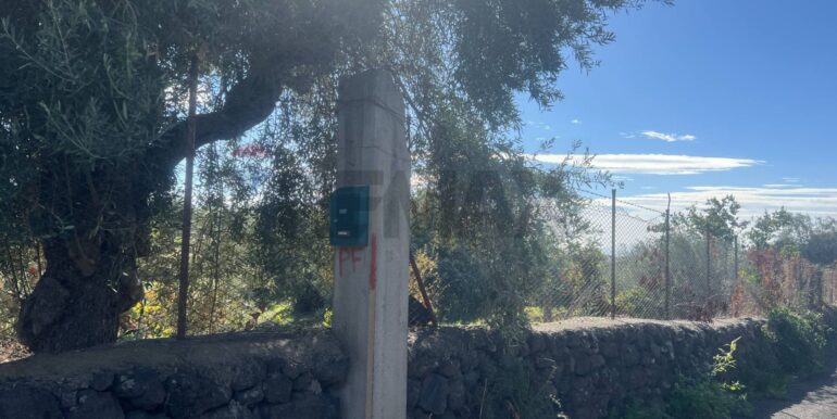 20251109175732-999763-10