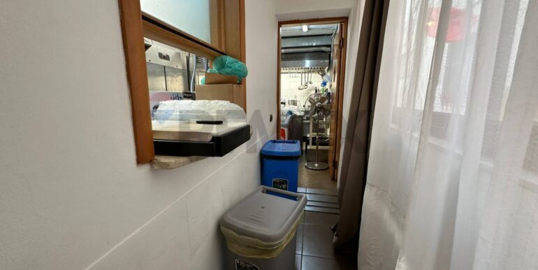 2025110985628-999748-1