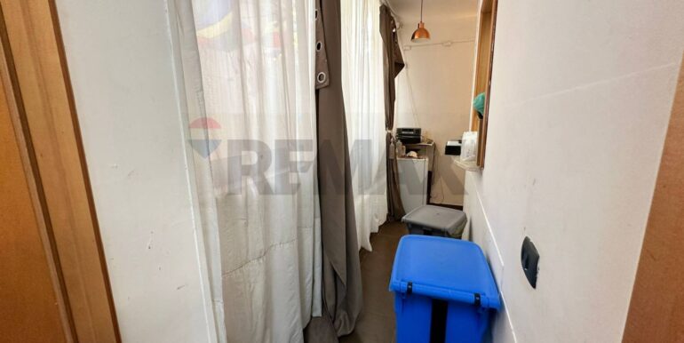 2025110985628-999748-2