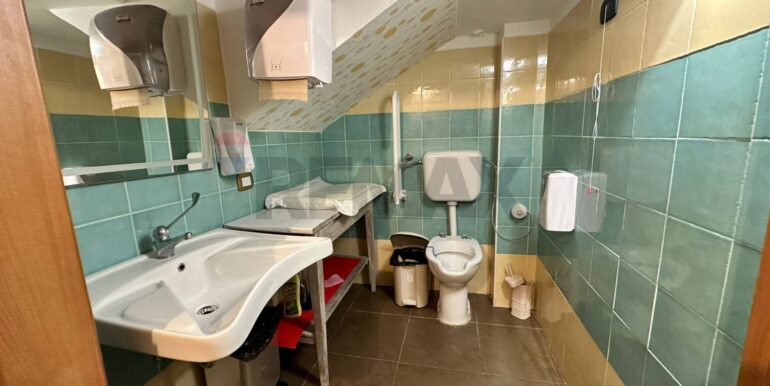 2025110985629-999748-5