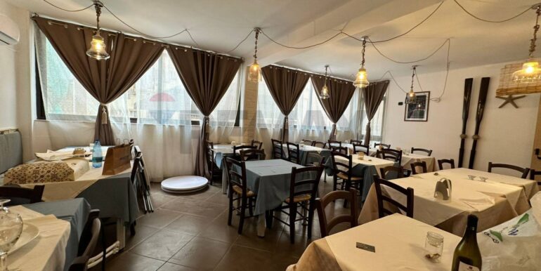 2025110985630-999748-11