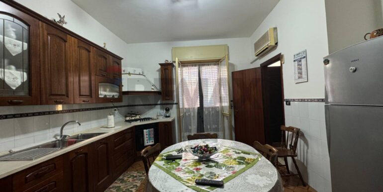 20251110120812-999870-8