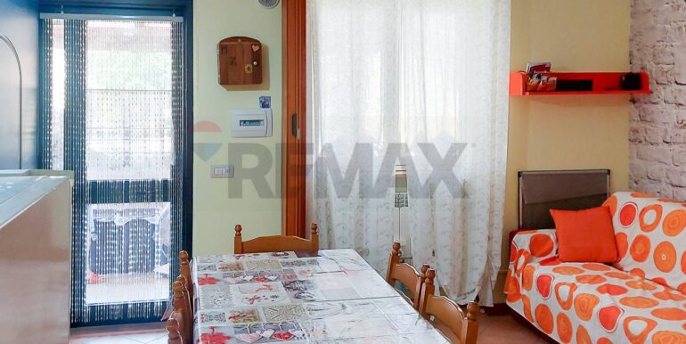 20251110133906-994264-15