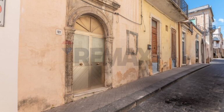 20251110142803-999898-2